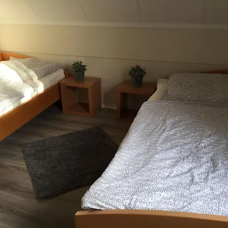 Ferienhaus In Tossens Mit Terrasse